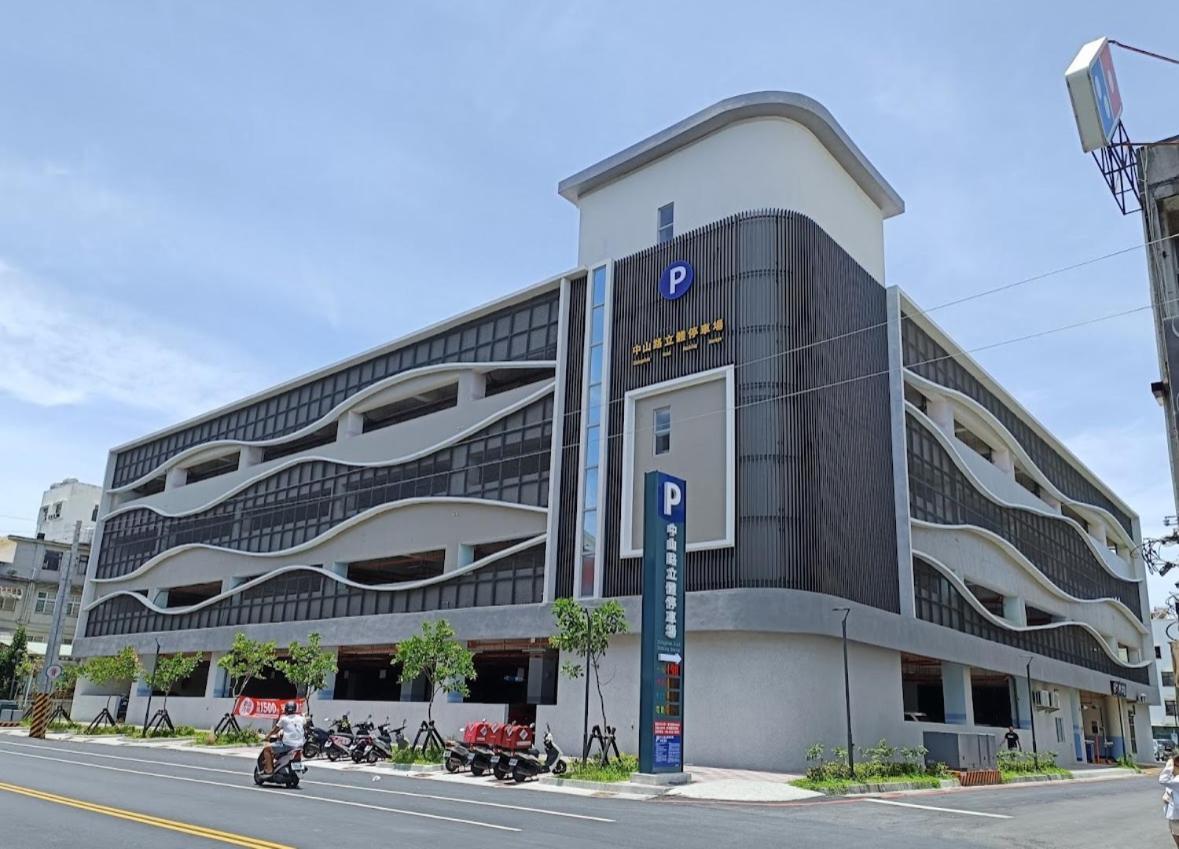 H-Khun Apartamento Donggang Exterior foto