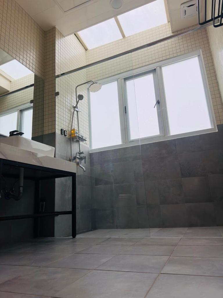 H-Khun Apartamento Donggang Exterior foto