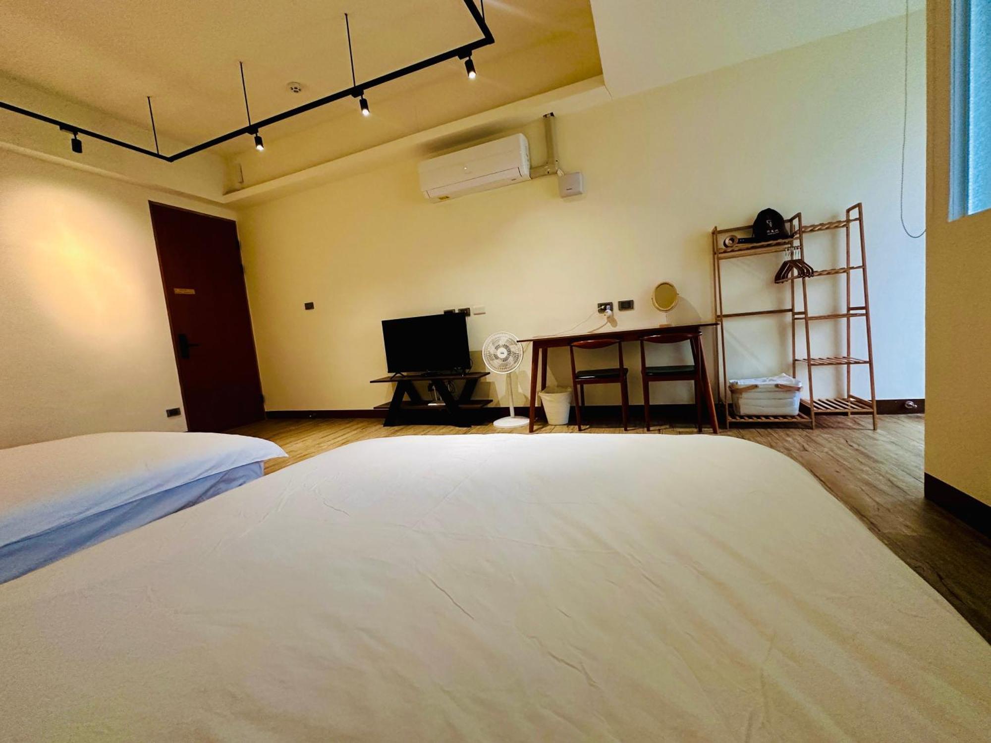 H-Khun Apartamento Donggang Exterior foto